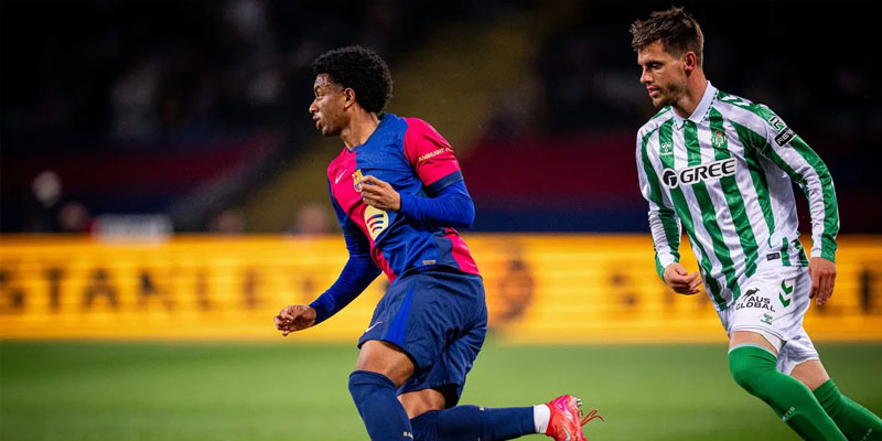 Soi kèo Real Betis vs Barcelona, 0h30 7/12 - Vòng 16 La Liga 8 Real Betis vẫn lép vế nhưng không “quá sợ” Barcelona
